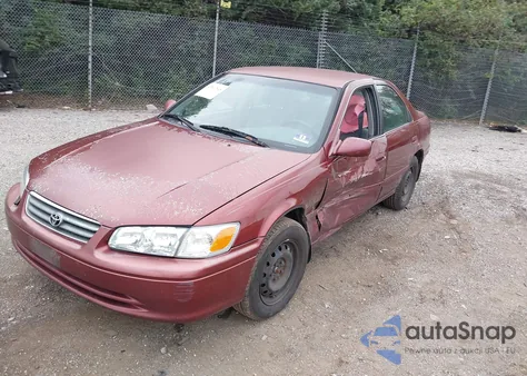 2000 Toyota Camry Le z USA, uszkodzony, nr VIN JT2BG22K7Y0449890